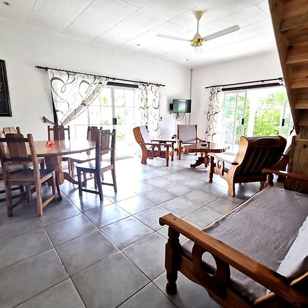 CHEZ MARVA Grande Villa COCO 3 à 12 personnes La Digue Exterior foto