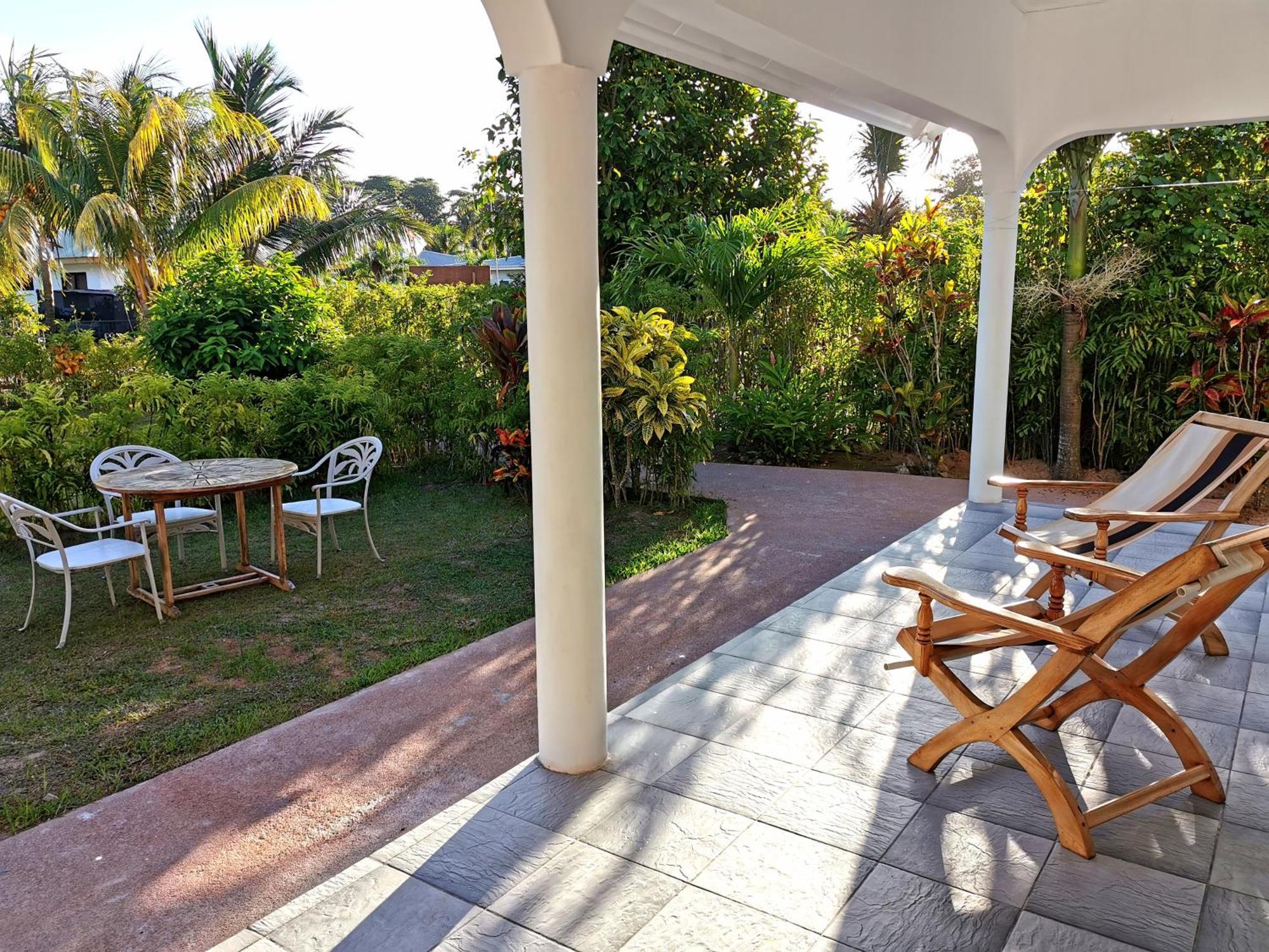 CHEZ MARVA Grande Villa COCO 3 à 12 personnes La Digue Exterior foto