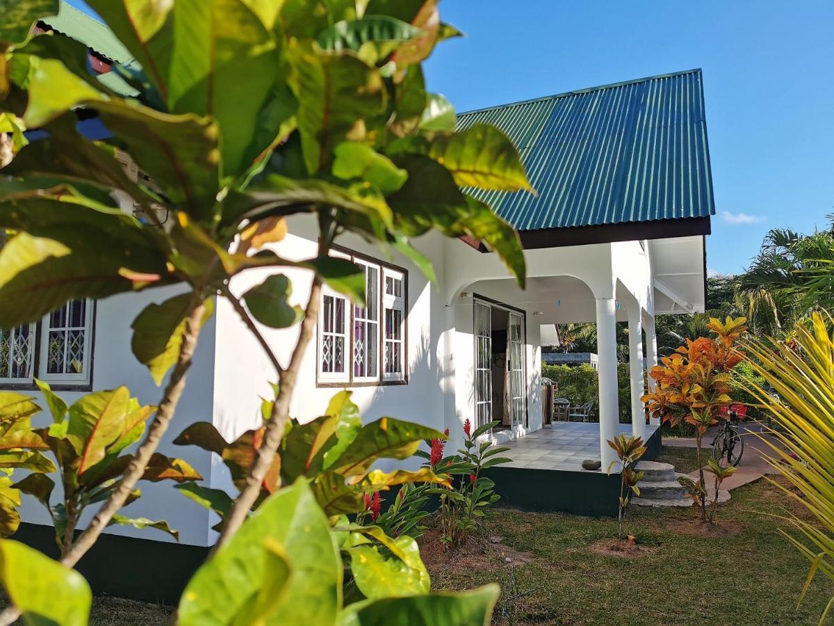 CHEZ MARVA Grande Villa COCO 3 à 12 personnes La Digue Exterior foto