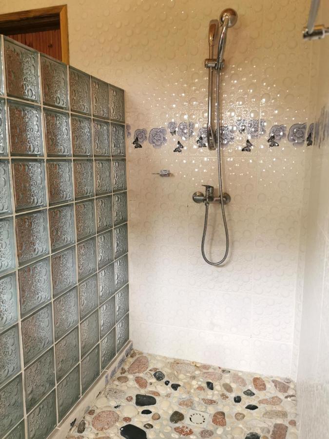 CHEZ MARVA Grande Villa COCO 3 à 12 personnes La Digue Exterior foto